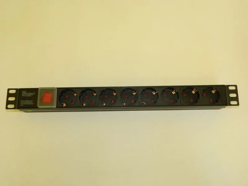 Блок розеток 19", 16А, 8 розеток, без шнура, выключатель, корпус металл, чёрный